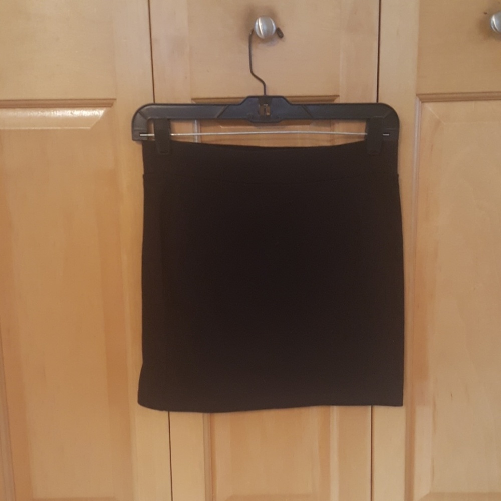 Black skirt